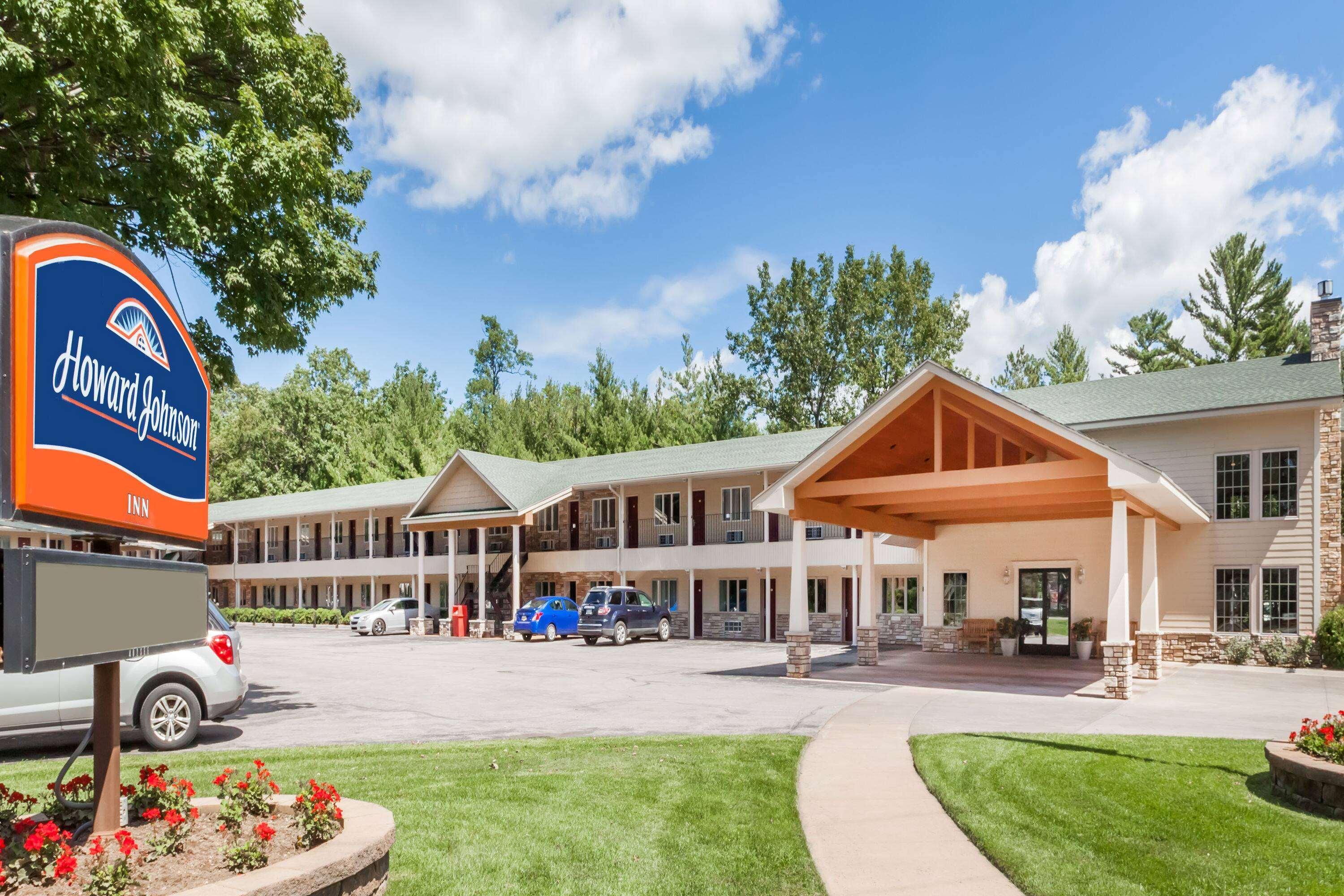 Howard Johnson By Wyndham Traverse City Kültér fotó