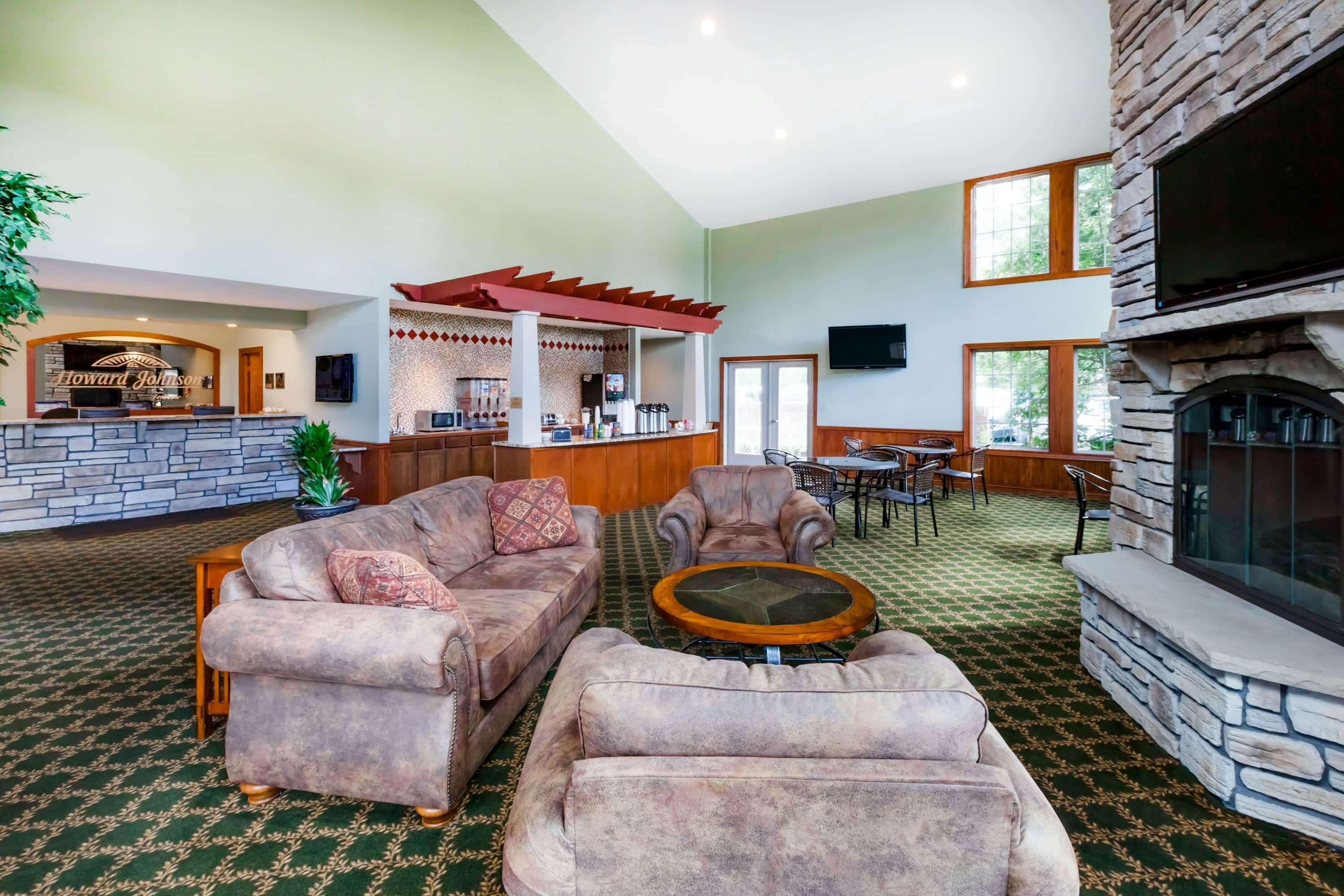 Howard Johnson By Wyndham Traverse City Kültér fotó